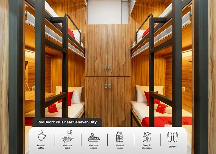 Reddoorz Plus Near Senayan City Jakarta